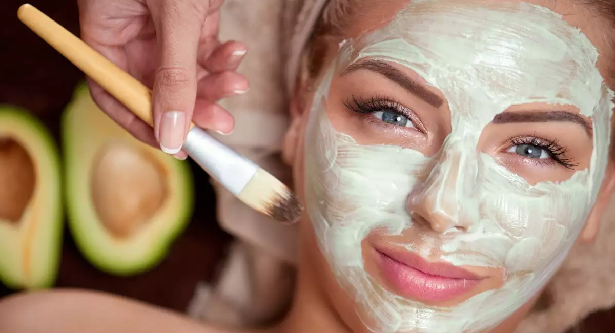 Skin Care Tips radiance in summer face packs